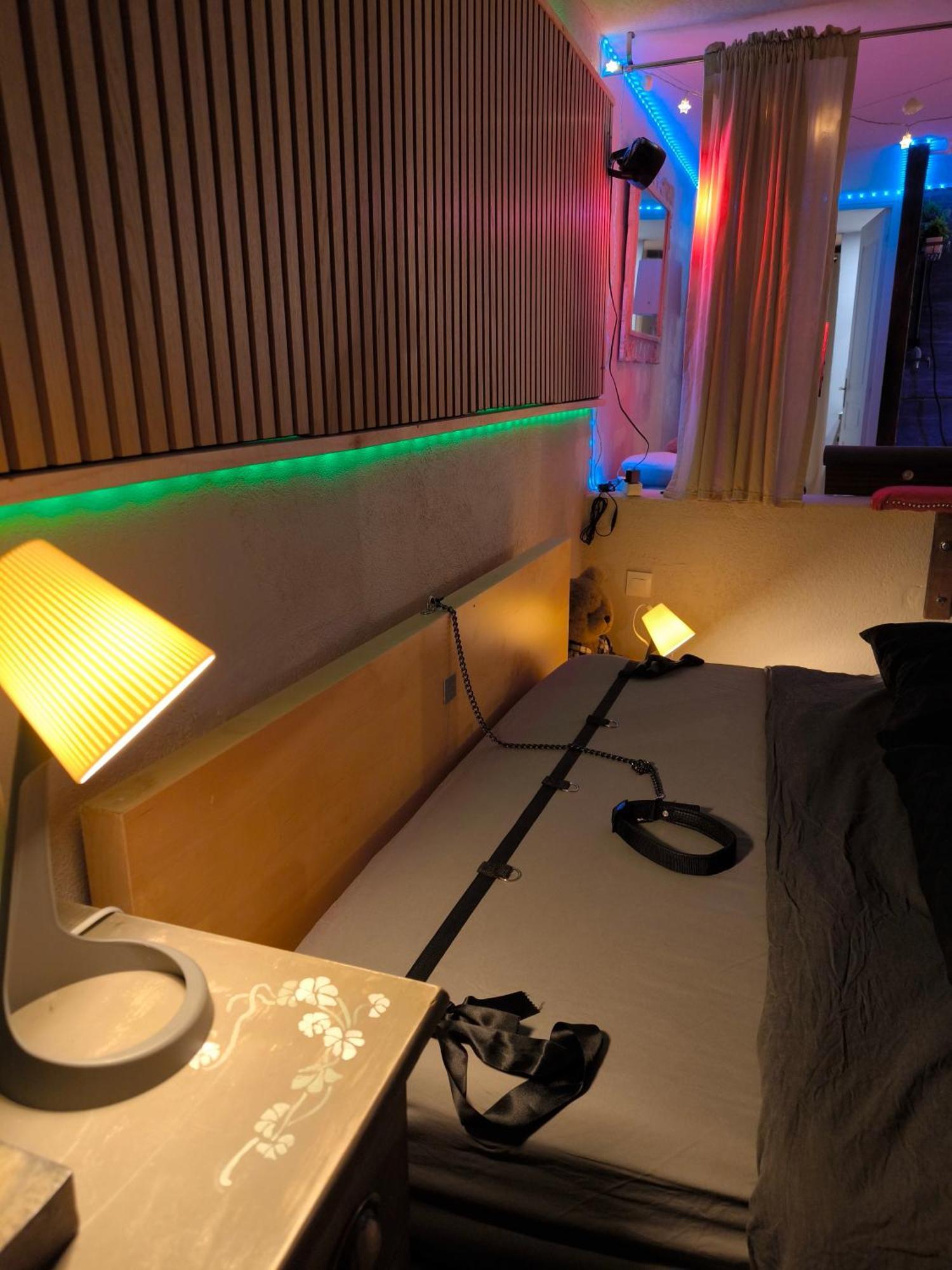 Love-Room Discret 40 M2 Bormes Les Mimosas Village Avec Terrasse Kültér fotó