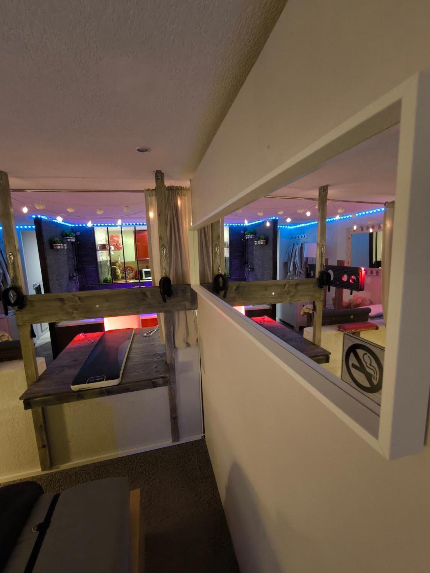 Love-Room Discret 40 M2 Bormes Les Mimosas Village Avec Terrasse Kültér fotó