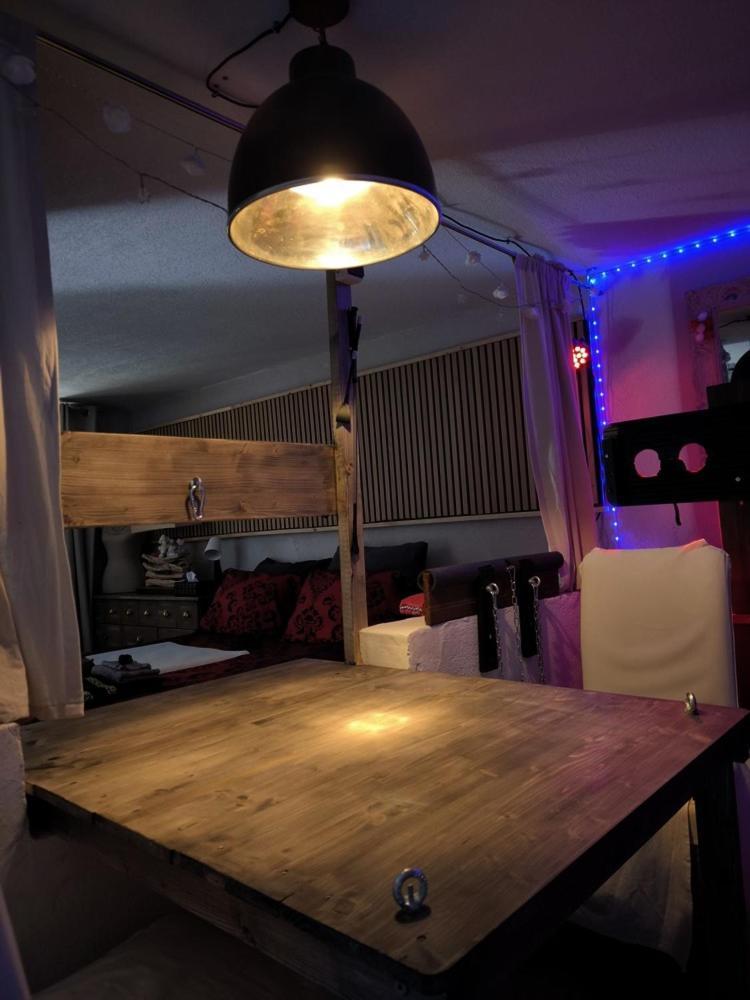 Love-Room Discret 40 M2 Bormes Les Mimosas Village Avec Terrasse Kültér fotó