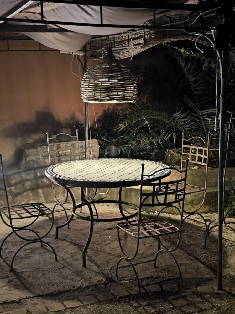Love-Room Discret 40 M2 Bormes Les Mimosas Village Avec Terrasse Kültér fotó